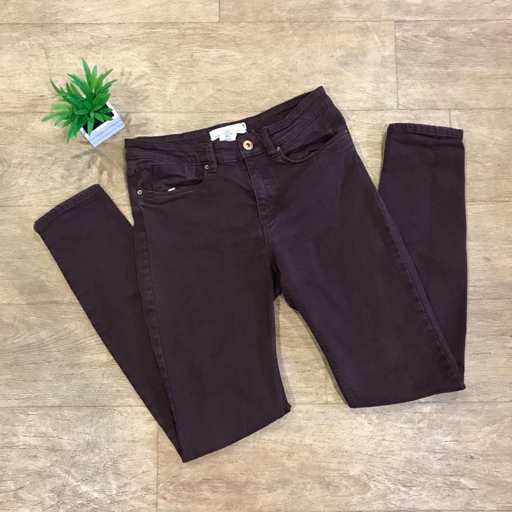 H&M Mid Rise Skinny Jean Dark Maroon Purple Size 6